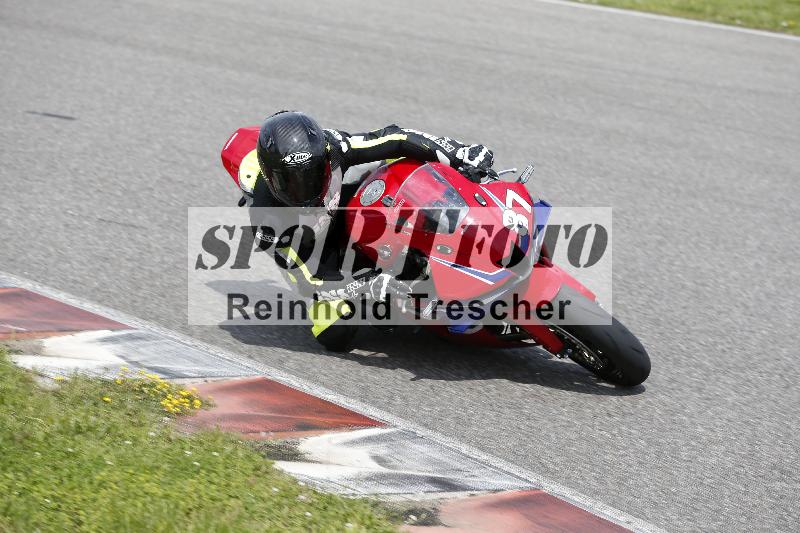 /Archiv-2024/29 12.06.2024 MOTO.CH Track Day ADR/Gruppe rot/87-1